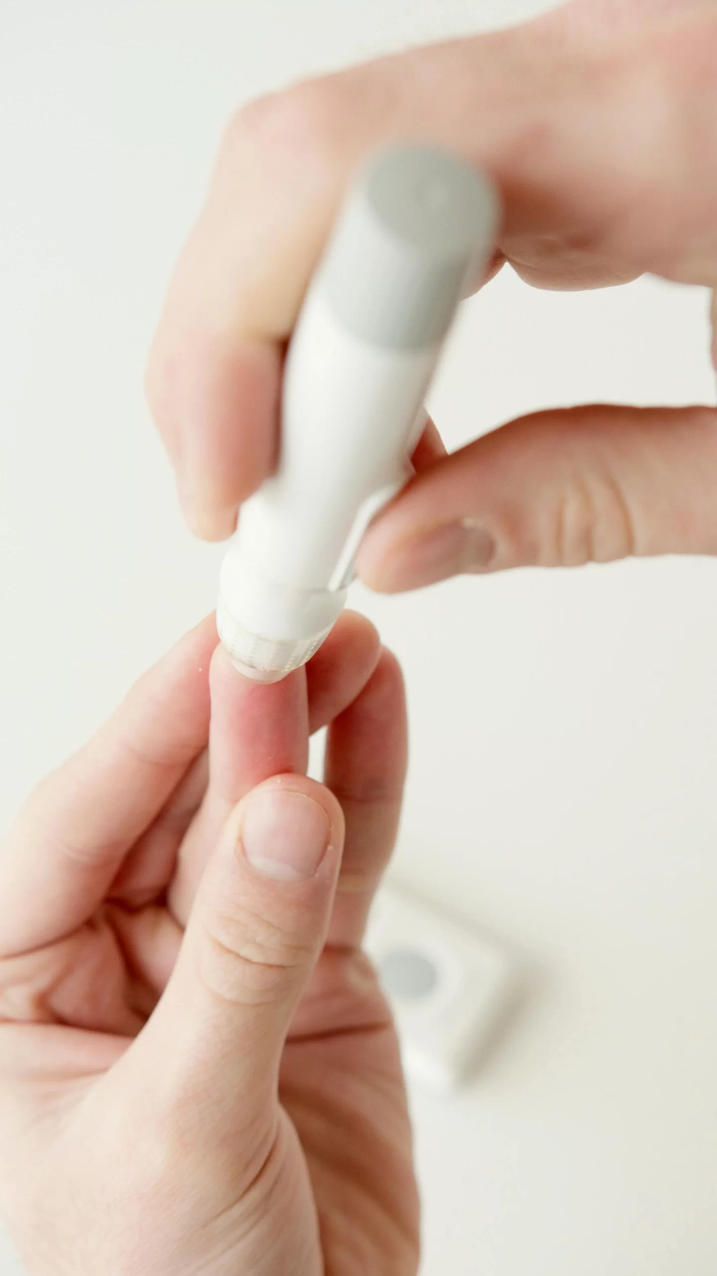 How to Approach Diabetes Management Home Care: Practical Routines for Seniors
